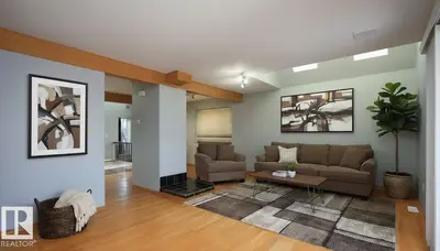 Interior photo 1 of 3905 65 ST