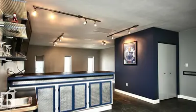 Interior photo 2 of 3905 65 ST
