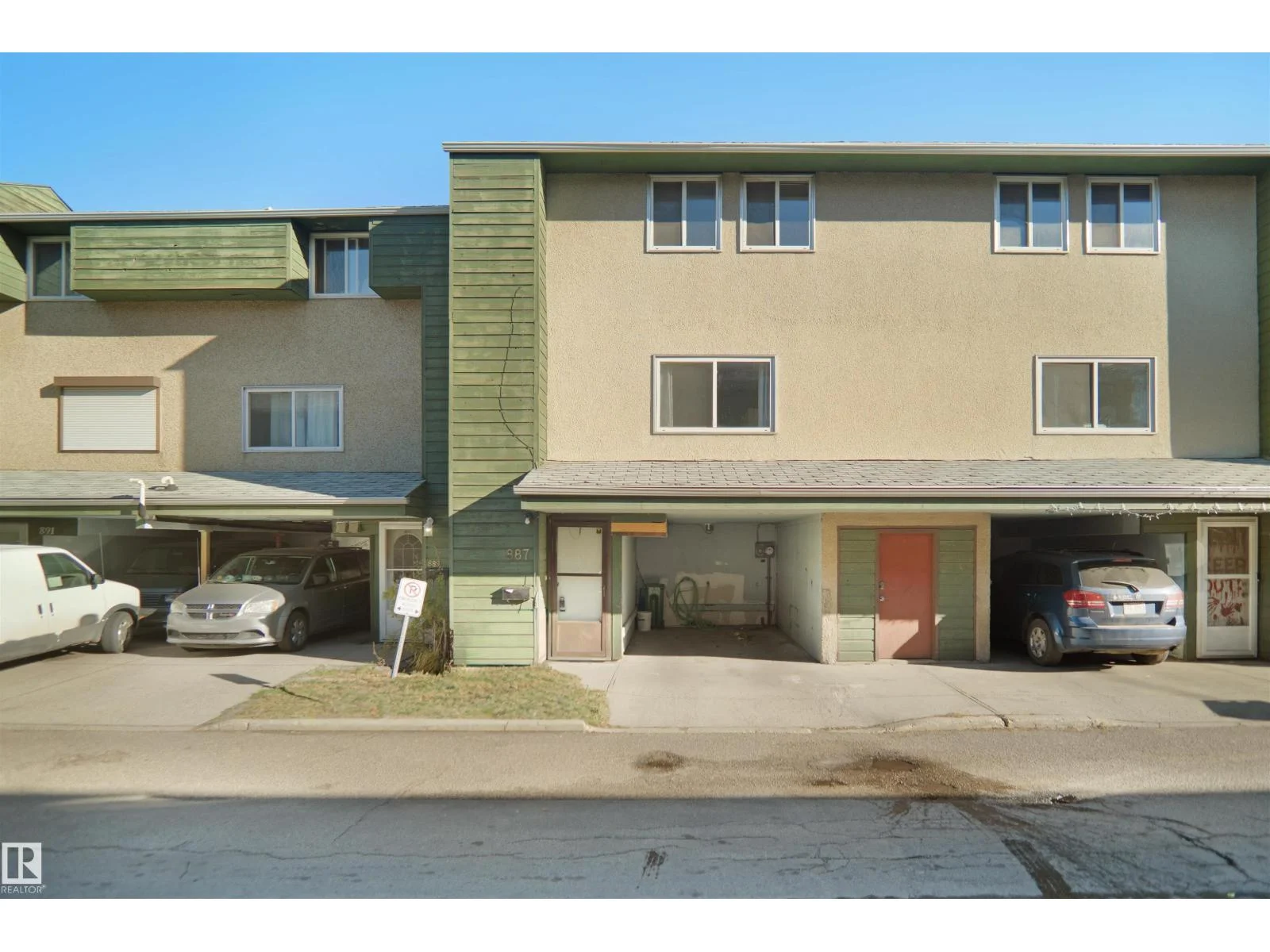 887 ABBOTTSFIELD RD NW, Edmonton - 4 bedroom Row / Townhouse for sale