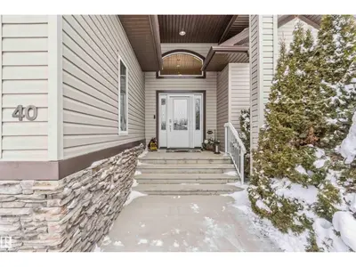 Interior photo 2 of 40 Landing Trails DR