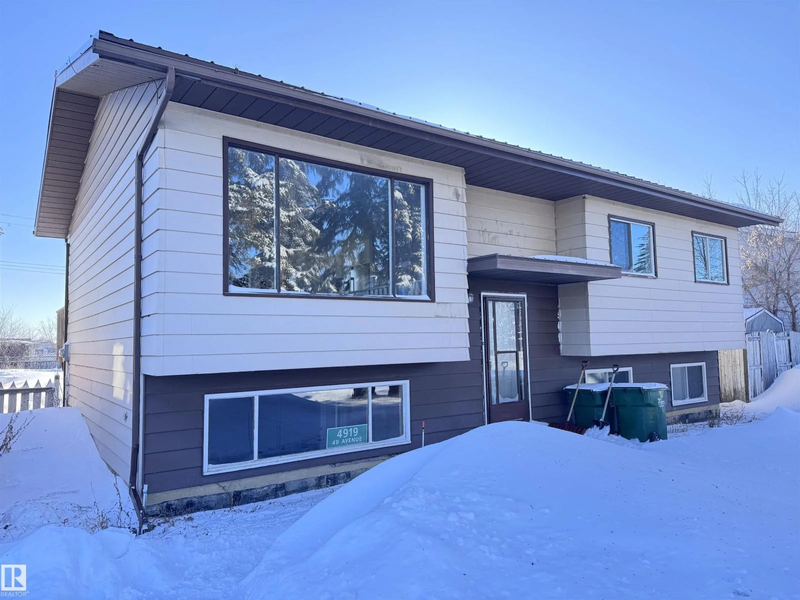 4919 49 Ave., Vimy - 3 bedroom House for sale