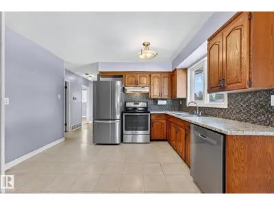 Interior photo 4 of 4645 115 AV NW