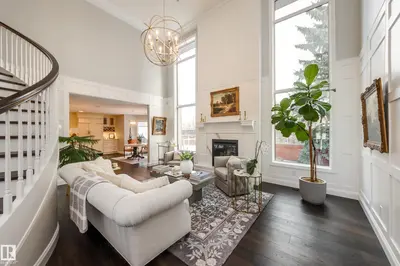 Interior photo 4 of 103 WEAVER DR NW