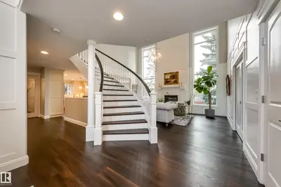 Interior photo 3 of 103 WEAVER DR NW