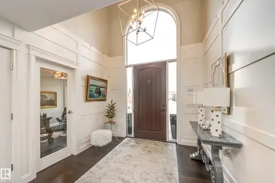 Interior photo 1 of 103 WEAVER DR NW