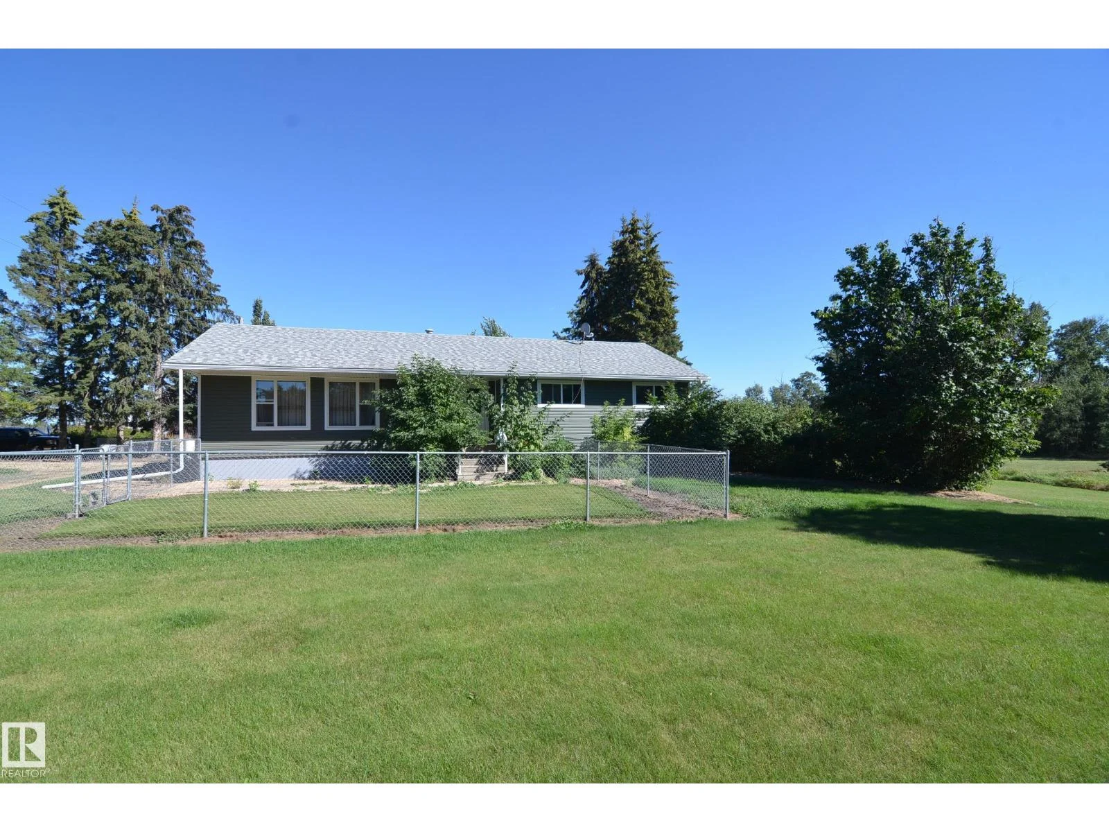 59225 Rge Rd 31, Rural Barrhead County - 4 bedroom House for sale