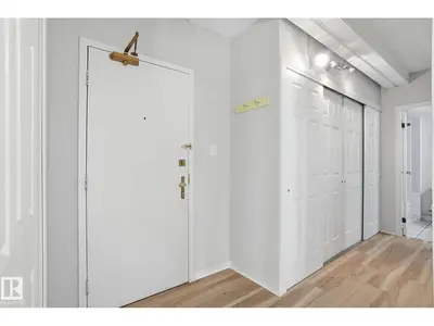 Interior photo 3 of #1103 9918 101 ST NW