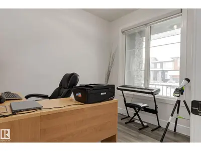 Interior photo 2 of 6456 KING WD SW