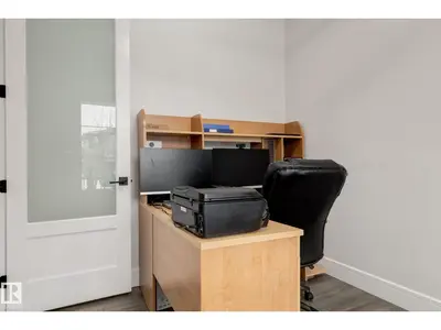 Interior photo 3 of 6456 KING WD SW