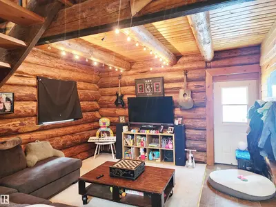 Interior photo 3 of #37 61076 TWP ROAD 462 A