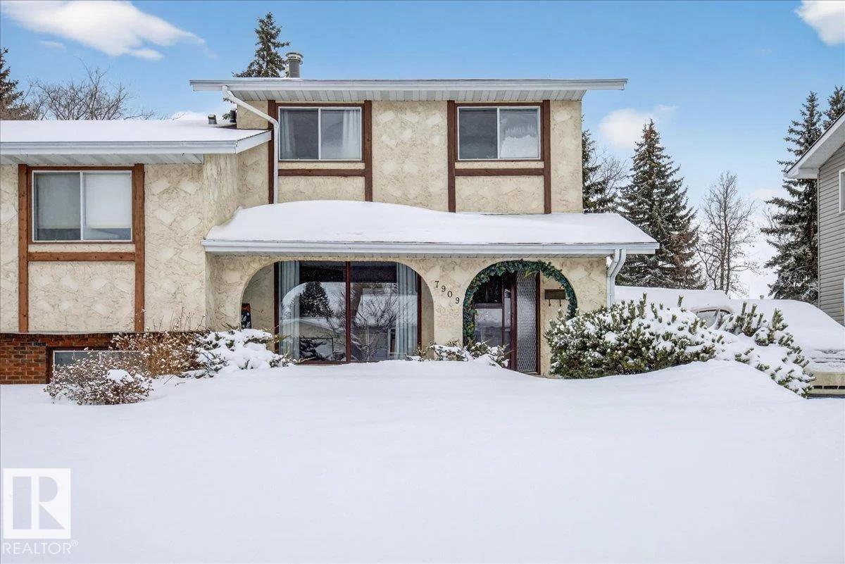 7909 95B AV, Fort Saskatchewan - 3 bedroom Duplex for sale