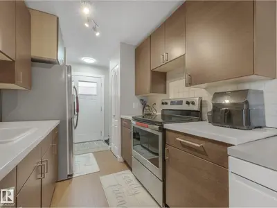 Interior photo 4 of 13271 47 ST NW