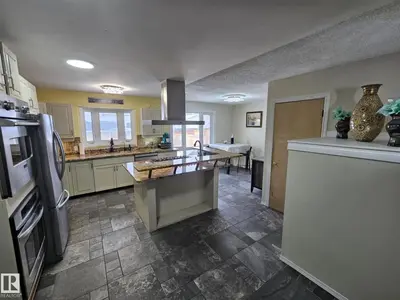 Interior photo 2 of 8512 131 AV NW