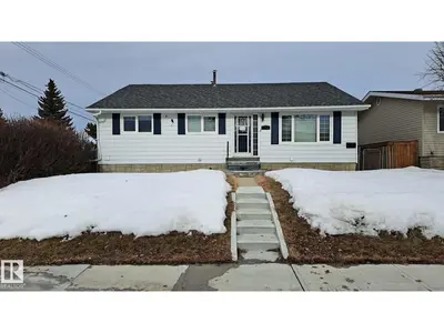 Interior photo 1 of 8512 131 AV NW