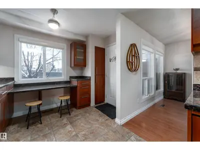 Interior photo 4 of 5359 HILL VIEW CR NW