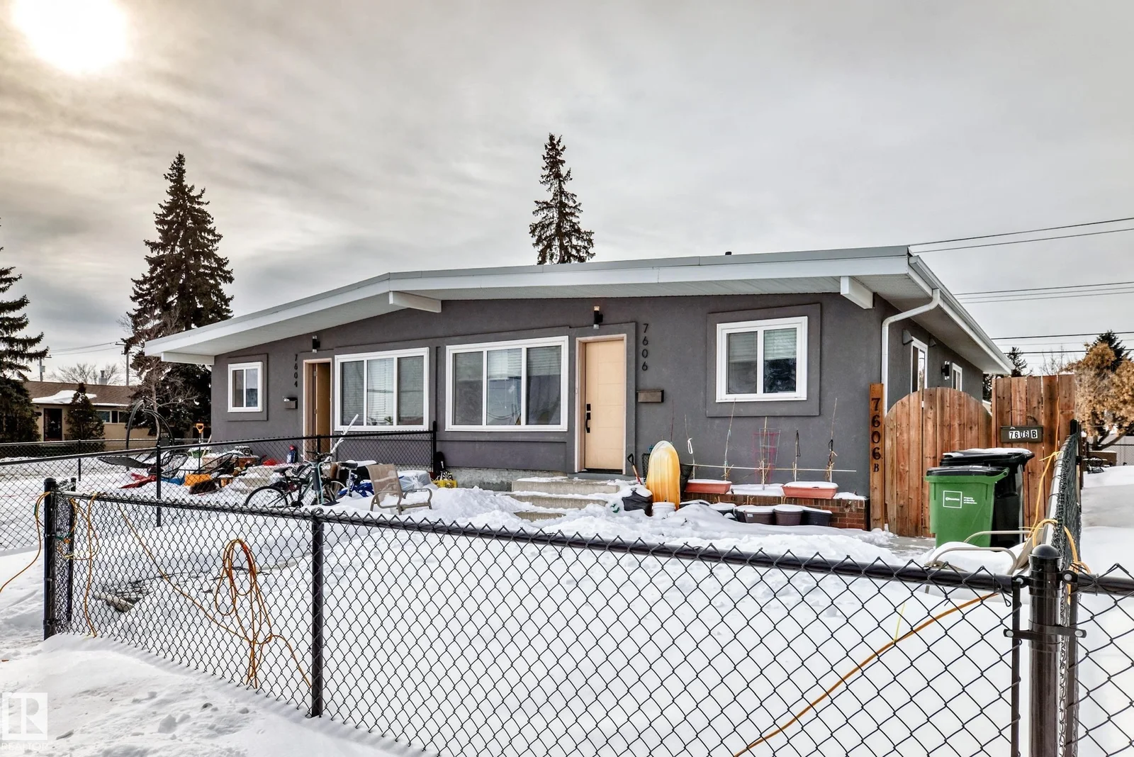 7604 7606 75 ST NW, Edmonton - 10 bedroom Duplex for sale