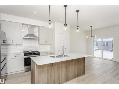 Interior photo 4 of 5111 KINNEY WY SW SW