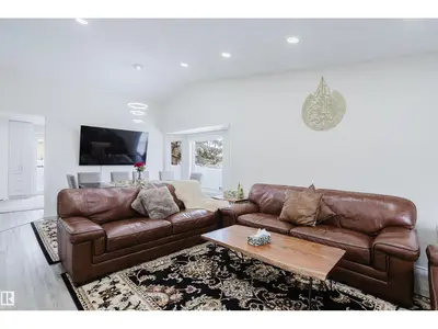 Interior photo 2 of 236 LAGO LINDO CR NW