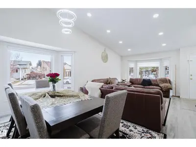 Interior photo 3 of 236 LAGO LINDO CR NW