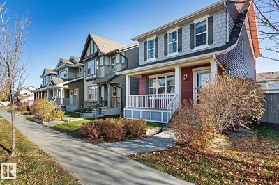 Interior photo 1 of 1117 Chapelle Boulevard SW