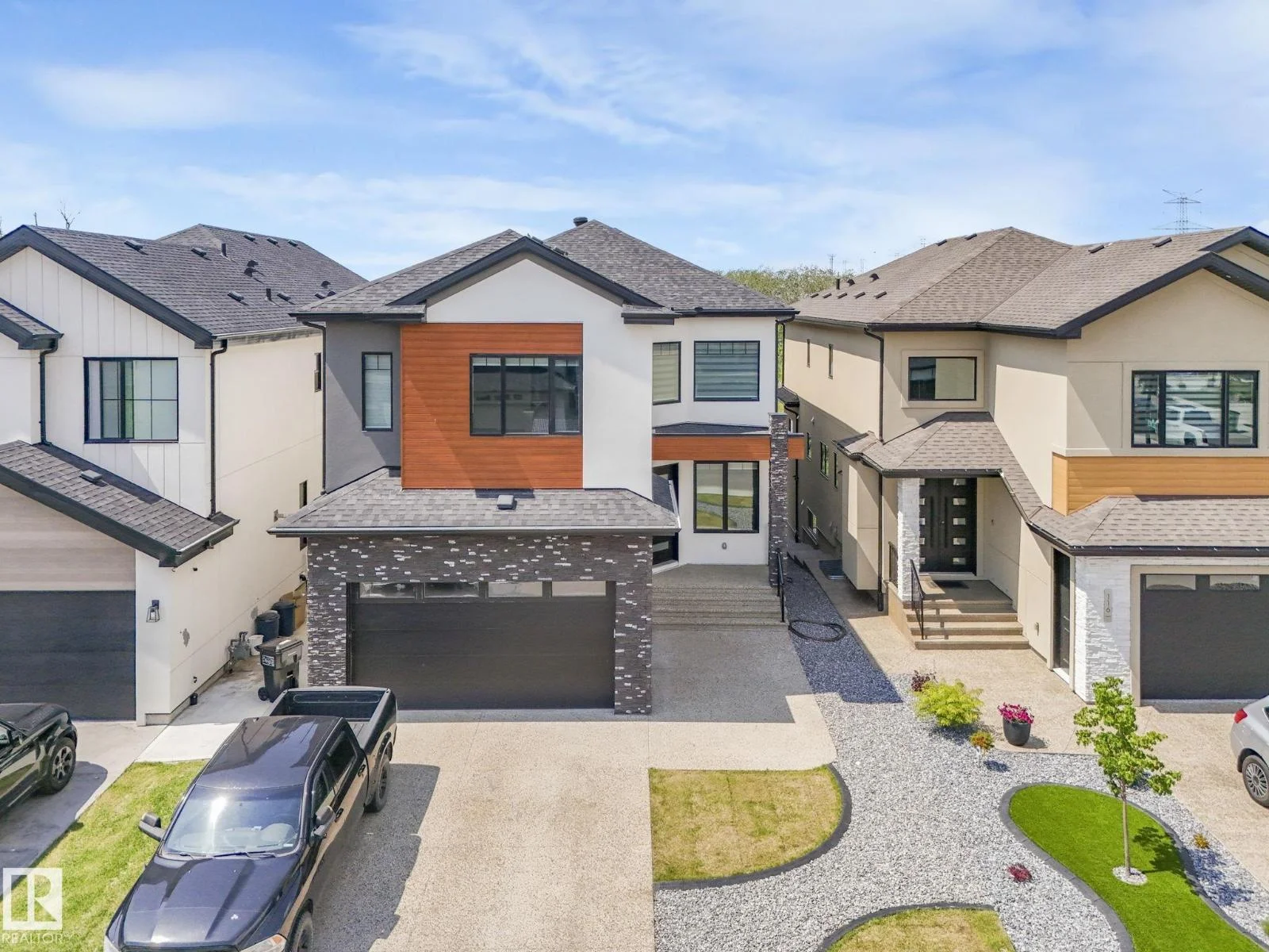 120 38 ST SW, Edmonton - 9 bedroom Detached Single Family for sale