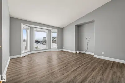 Interior photo 3 of 4501 56 AV