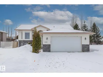 Interior photo 1 of 4501 56 AV