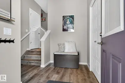 Interior photo 4 of 211 STURTZ BN