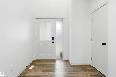 Interior photo 4 of 3420 CHECKNITA TC SW