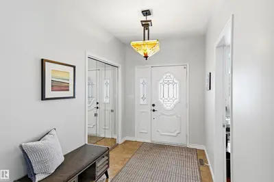 Interior photo 4 of 326 O'CONNOR CL NW