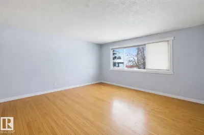 Interior photo 1 of 41 ALPINE BV