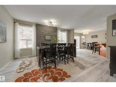 Interior photo 4 of 5 GREENBRIAR PL