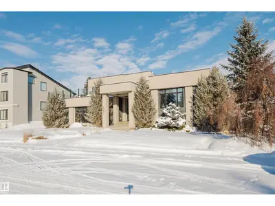 Interior photo 2 of 6307 125 ST NW