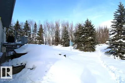 Interior photo 2 of 3524 Twp. Rd. 613A