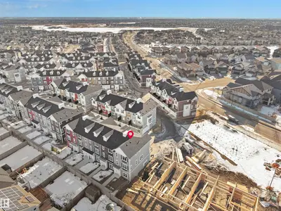 Interior photo 4 of #18 903 CRYSTALLINA NERA WY NW