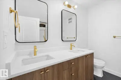 Interior photo 3 of 2112 CROSSBILL LN NW