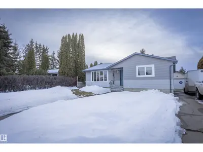 Interior photo 1 of 38 ARLINGTON ST