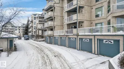 Interior photo 1 of #206 182 HADDOW CL NW