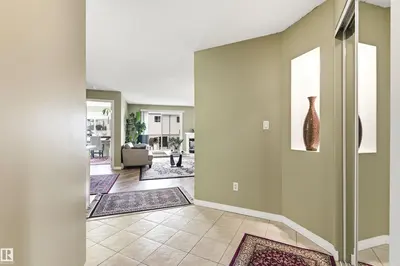 Interior photo 2 of #326 17459 98A AV NW