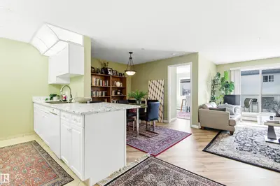 Interior photo 4 of #326 17459 98A AV NW