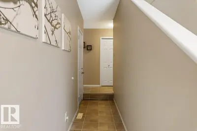 Interior photo 4 of #48 451 HYNDMAN CR NW