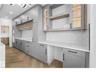 Interior photo 3 of 416 PINE PT