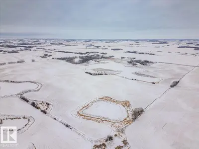 Interior photo 4 of Wetaskiwin County