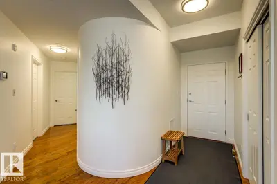 Interior photo 2 of #604 10108 125 ST NW