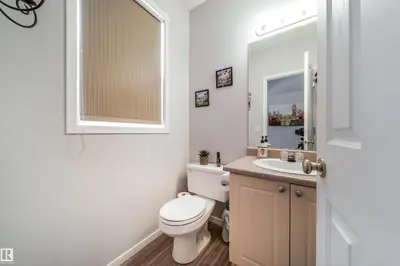 Interior photo 3 of #115 700 BOTHWELL DR