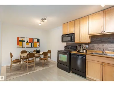 Interior photo 2 of #203 11916 104 ST NW