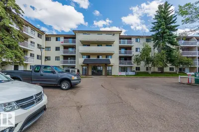 Interior photo 3 of #417 1945 105 ST NW