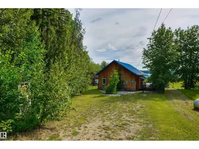 Interior photo 4 of 113 BAYVIEW DR