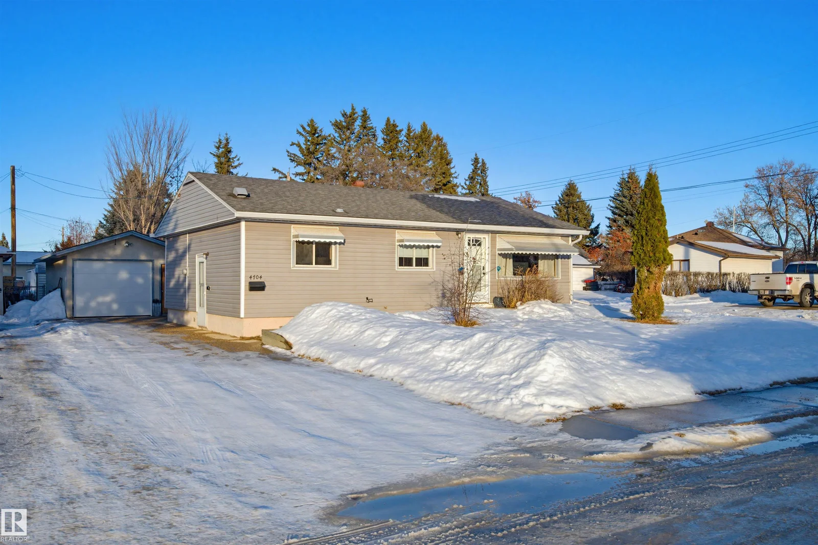 4704 54 AV, Wetaskiwin - 3 bedroom Detached Single Family for sale