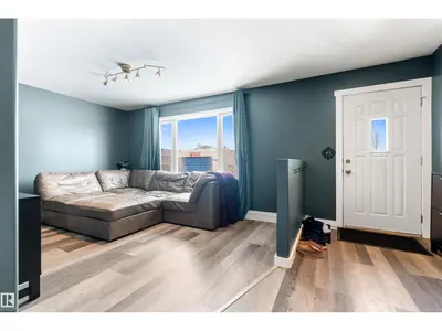 Interior photo 3 of 5316 65 ST